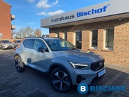 Volvo XC40 2025