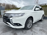 Mitsubishi Outlander 2021