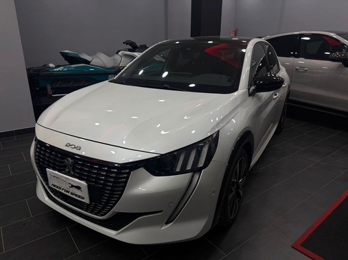 Peugeot 208 2022