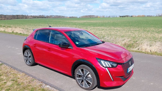 Peugeot 208 2022