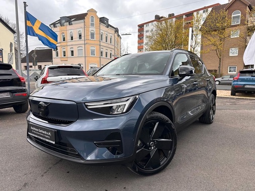 Volvo EX40 2025