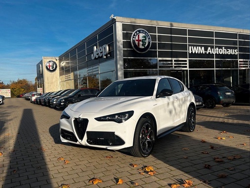 Alfa Romeo Stelvio 2023