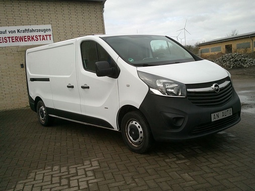 Opel Vivaro 2015