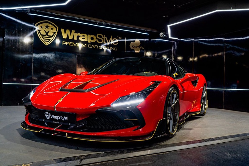 Ferrari F8
