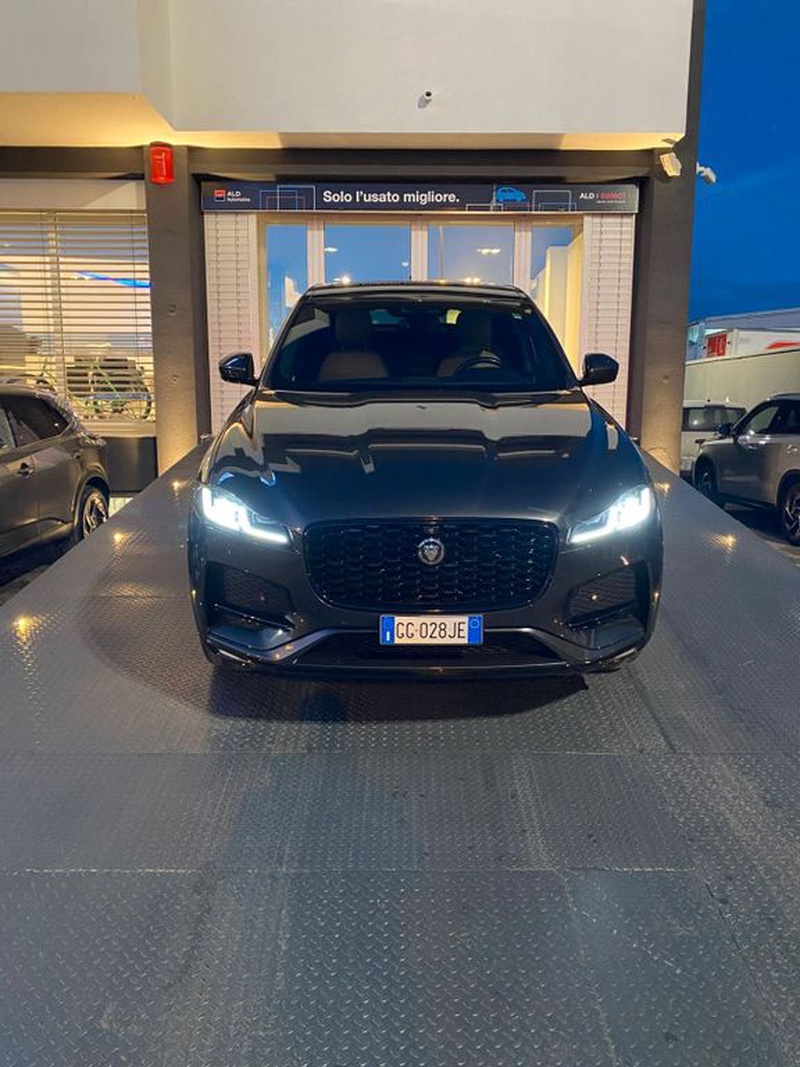 Jaguar F-Pace