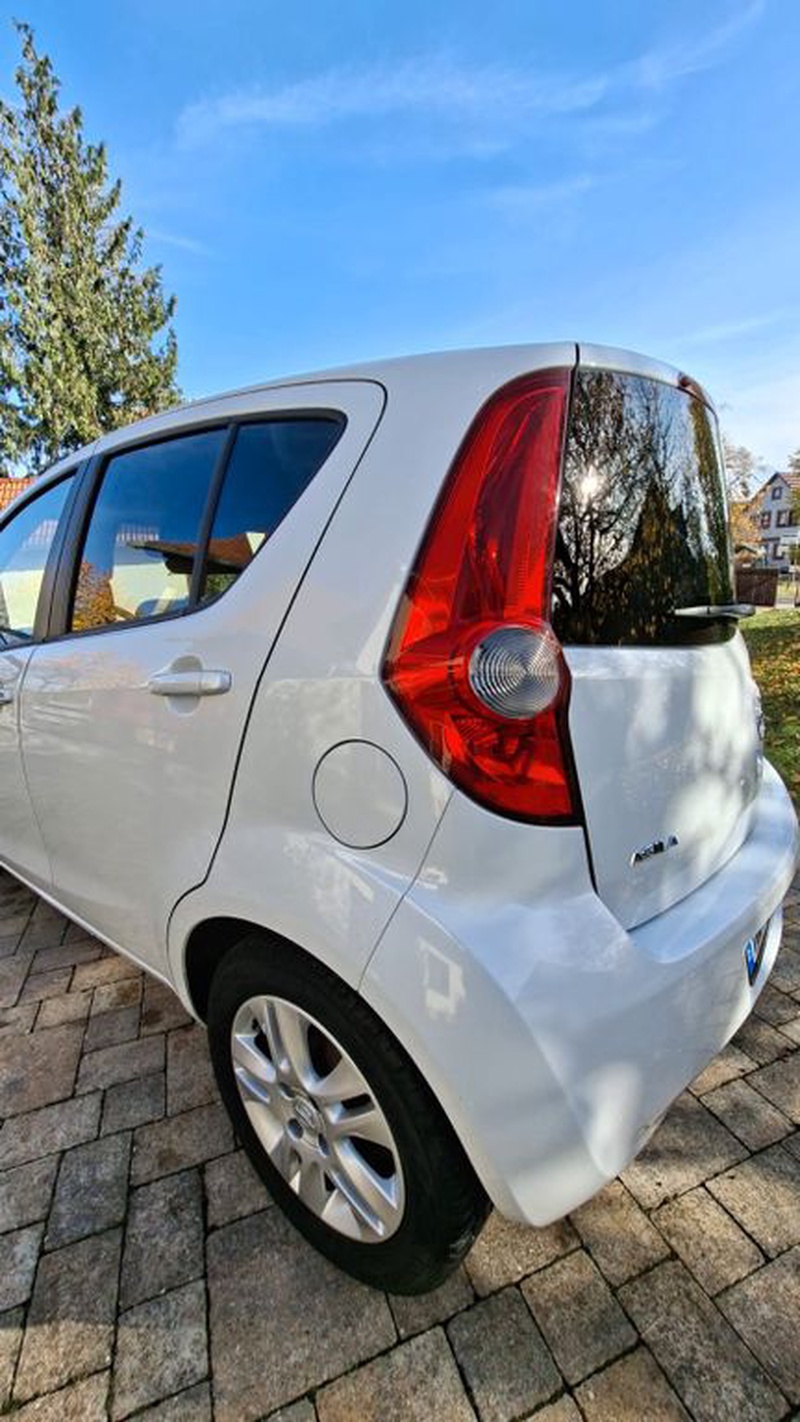Opel Agila