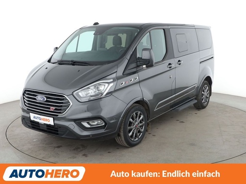 Ford Tourneo Custom 2023