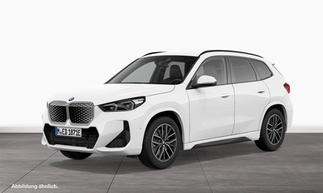 BMW iX1 2025