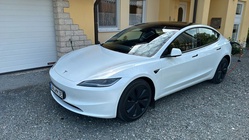 Tesla Model 3 2024