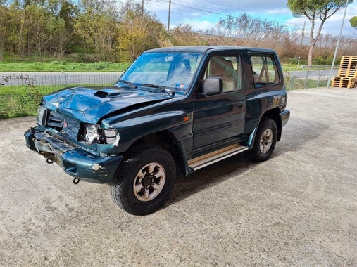 Mitsubishi Pajero 1998