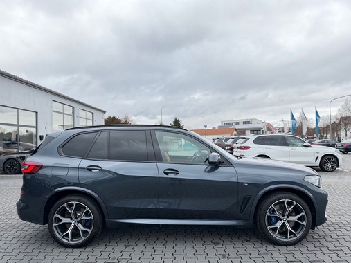 BMW X5 2022