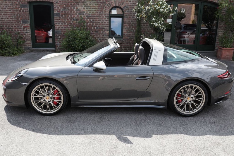 Porsche 991