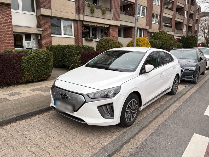 Hyundai Ioniq