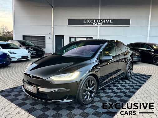Tesla Model X 2023