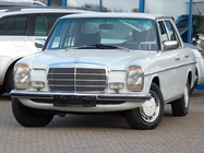 Mercedes-Benz 200 1975