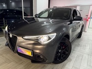 Alfa Romeo Stelvio 2021