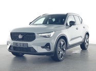 Volvo XC40 2025