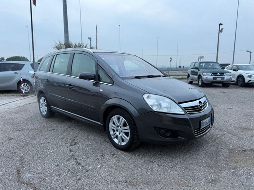 Opel Zafira 2008