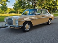 Mercedes-Benz 200 1975