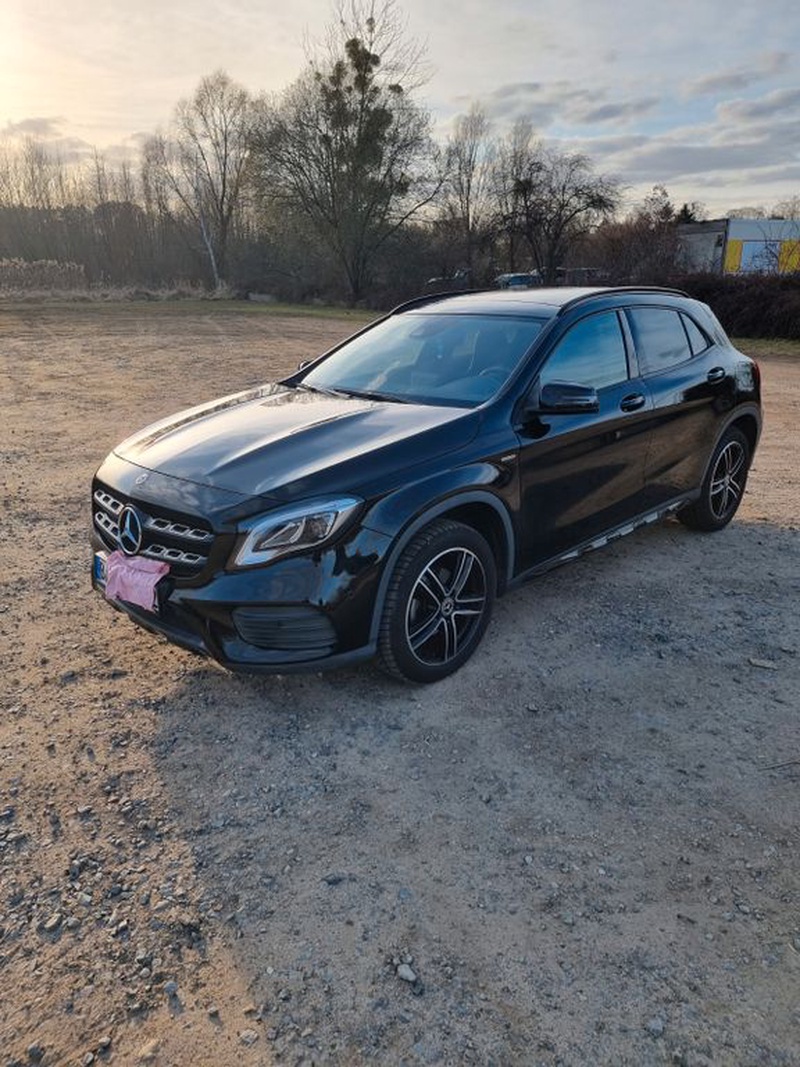 Mercedes-Benz GLA-Class