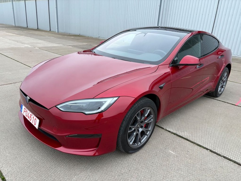 Tesla Model S