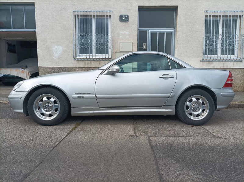 Mercedes-Benz SLK-Class