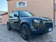 Land Rover Defender 2024