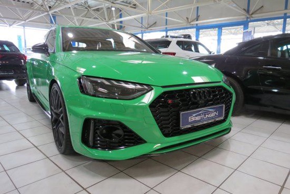 Audi RS4 2021