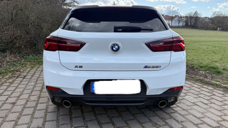 BMW X2