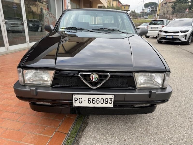Alfa Romeo 75