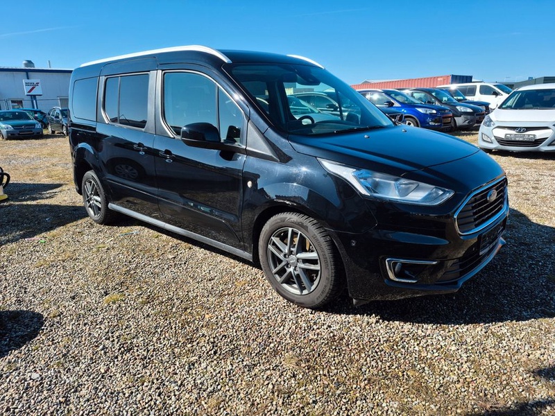 Ford Grand Tourneo