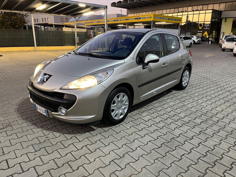Peugeot 207