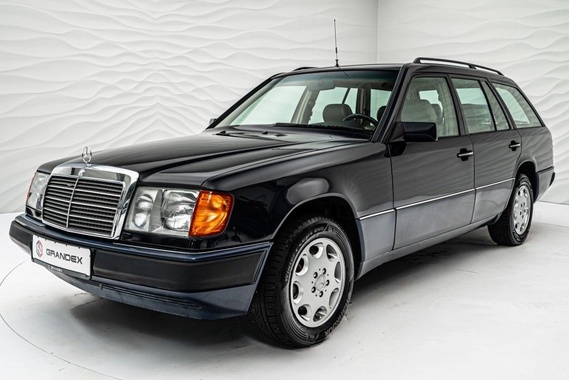Mercedes-Benz 300 1992