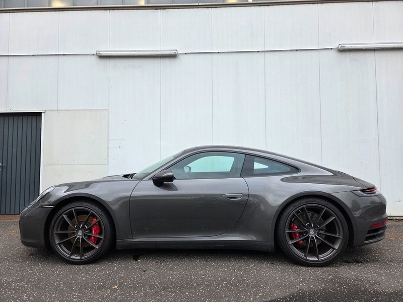 Porsche 992