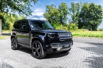 Land Rover Defender 2021