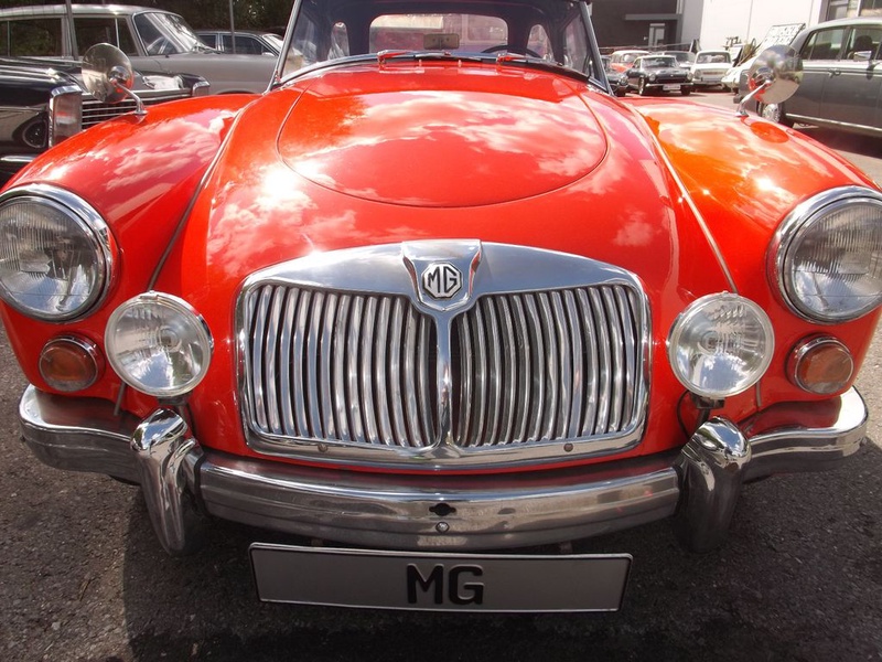 MG MGA