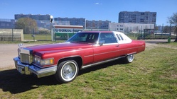 Cadillac DeVille 1976