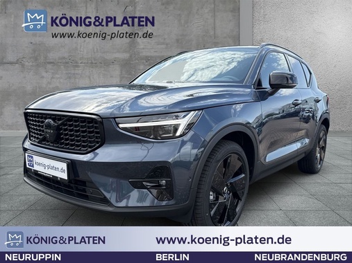 Volvo XC40 2025