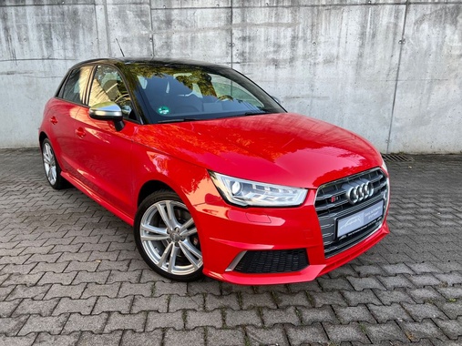 Audi S1 2016