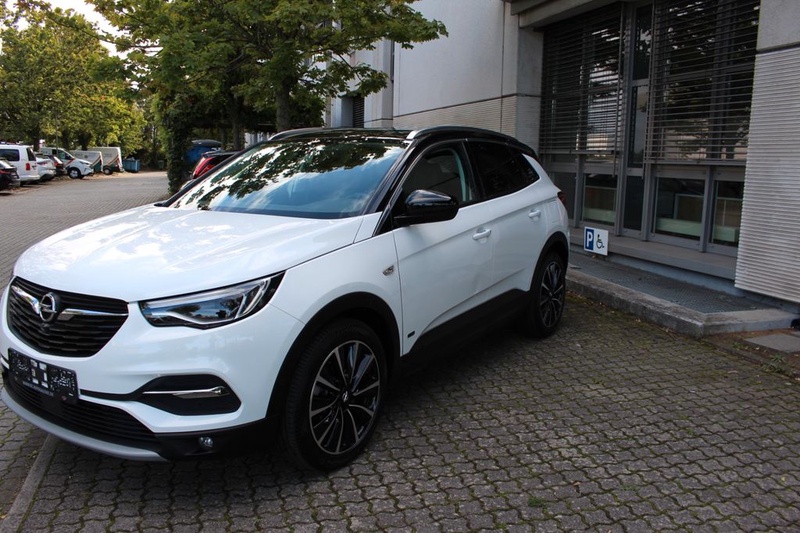 Opel Grandland