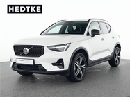 Volvo XC40 2025