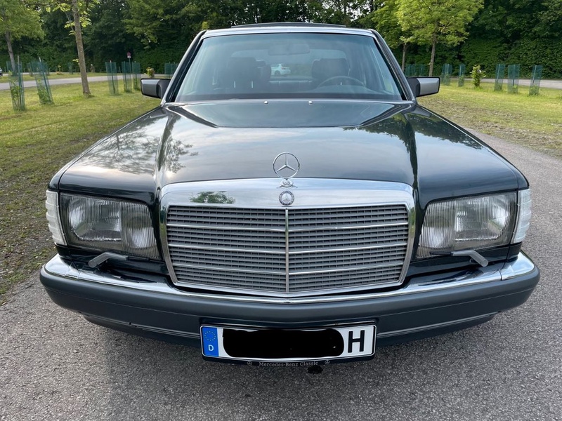 Mercedes-Benz 300
