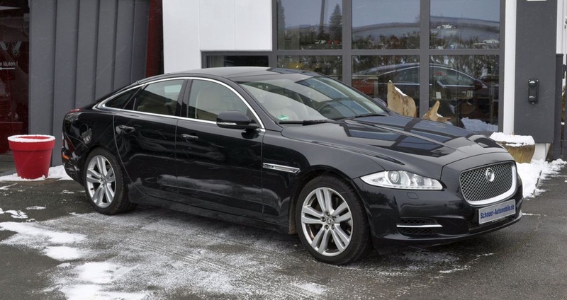 Jaguar XJ