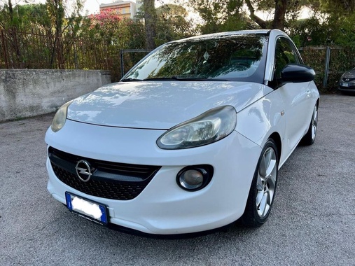 Opel Adam 2013