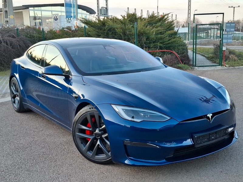 Tesla Model S