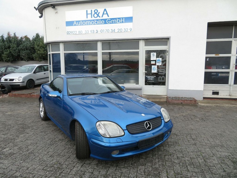 Mercedes-Benz 320