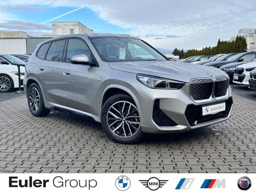 BMW iX1 2023