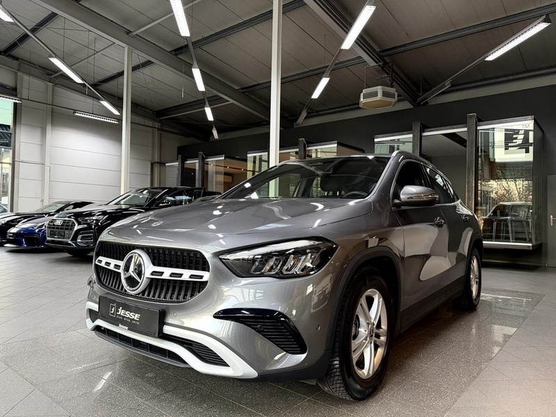 Mercedes-Benz GLA-Class