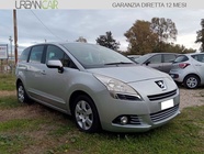 Peugeot 5008 2012