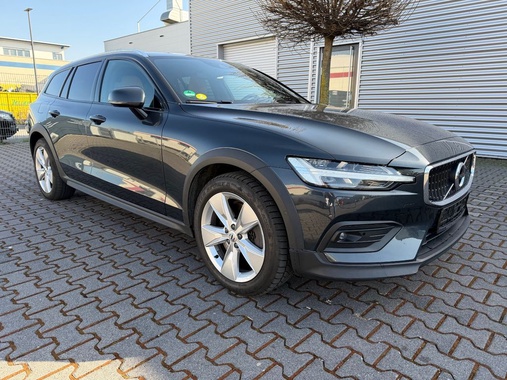 Volvo V60 2019